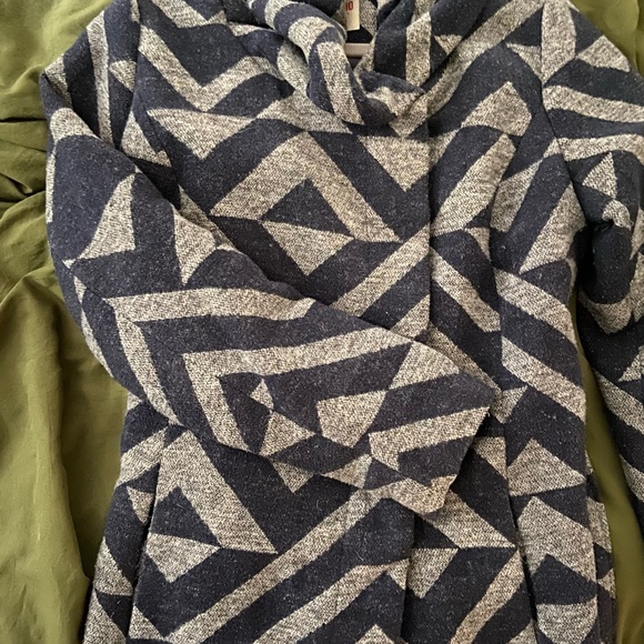 Fall Coat - Picture 6 of 6